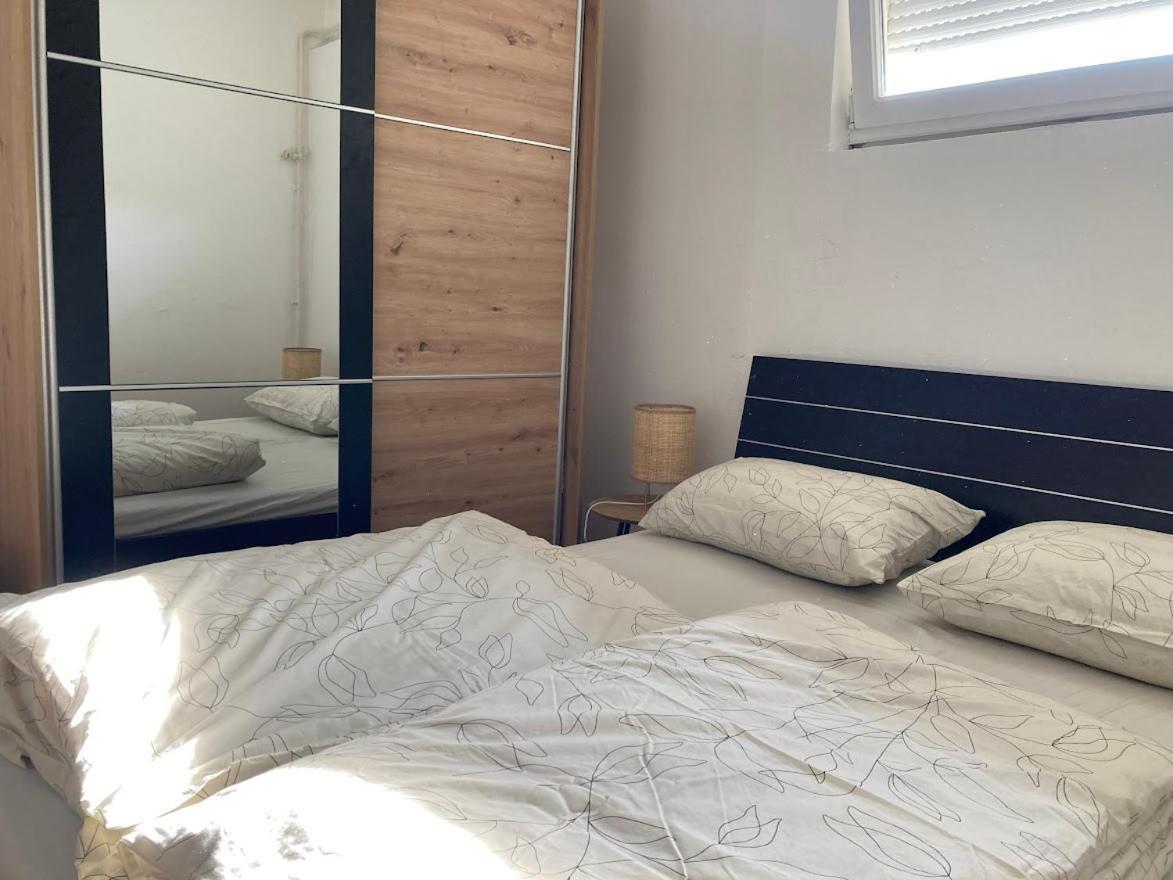 Penthouse Stan 80M2, Terasa 36M2, Garaza... Centar Banja Luke - Gradski Park Баня Лука Екстериор снимка